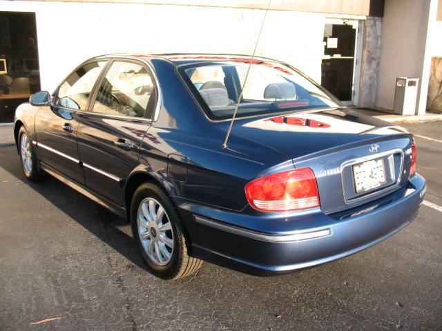 2004 Hyundai Sonata 5dr HB