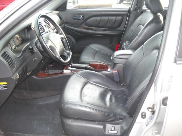 2004 Hyundai Sonata 4dr Sdn Man S