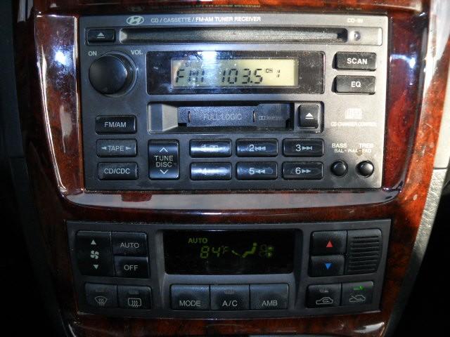 2004 Hyundai Sonata 4dr Sdn Man S