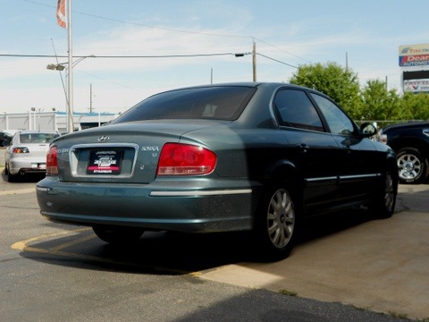2004 Hyundai Sonata FWD 4dr Sport