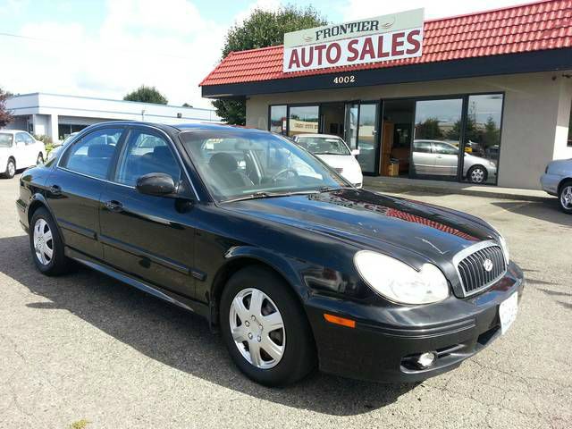 2004 Hyundai Sonata Base