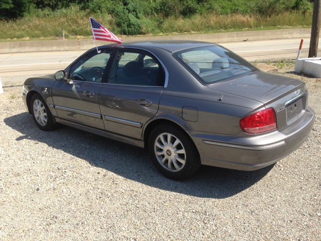 2004 Hyundai Sonata FWD 4dr Sport