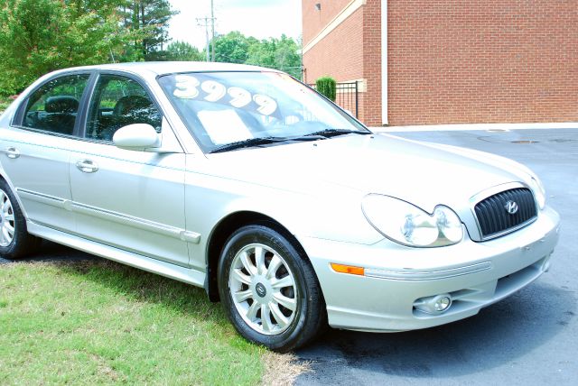 2004 Hyundai Sonata 4WGN