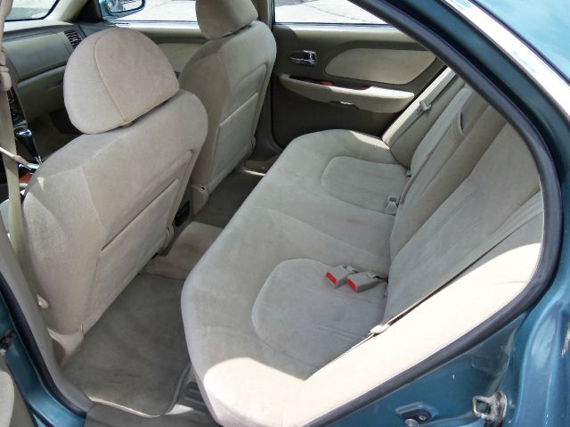 2004 Hyundai Sonata FWD 4dr Sport