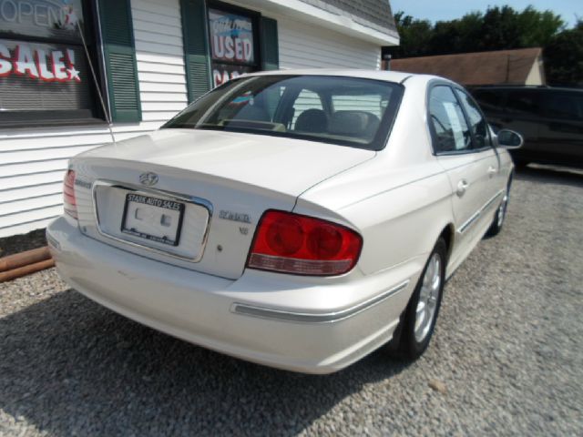 2004 Hyundai Sonata FWD 4dr Sport