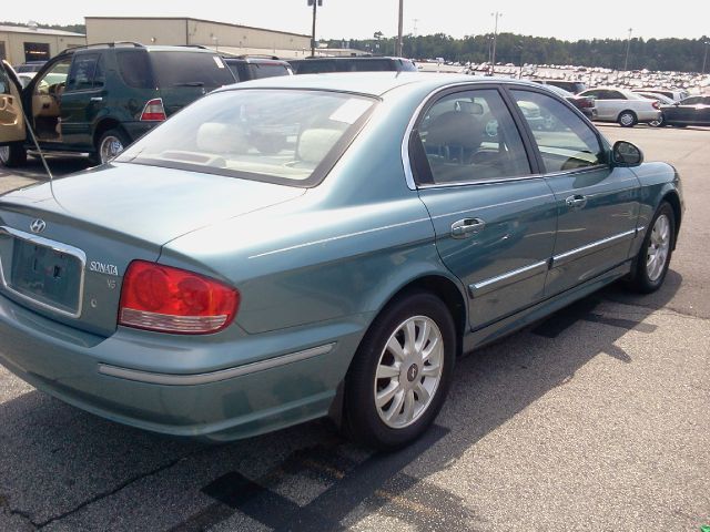 2004 Hyundai Sonata FWD 4dr Sport