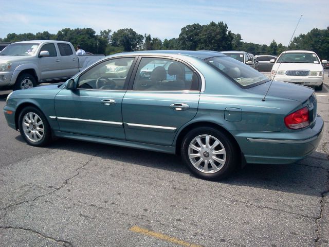 2004 Hyundai Sonata FWD 4dr Sport