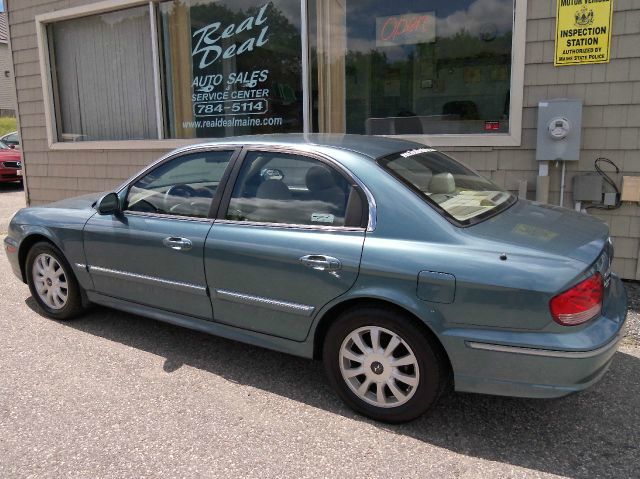 2004 Hyundai Sonata FWD 4dr Sport