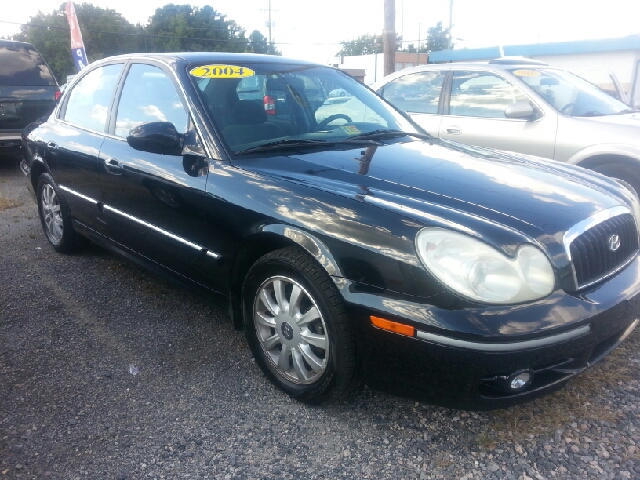2004 Hyundai Sonata FWD 4dr Sport