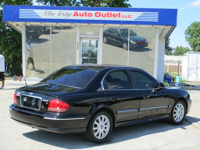 2004 Hyundai Sonata FWD 4dr Sport