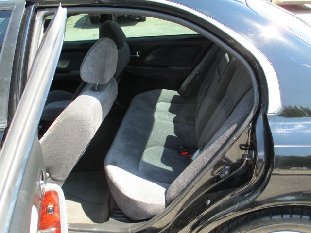 2004 Hyundai Sonata FWD 4dr Sport