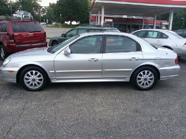 2005 Hyundai Sonata FWD 4dr Sport