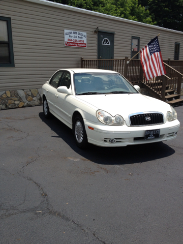 2005 Hyundai Sonata Base