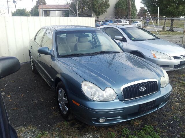 2005 Hyundai Sonata S Sedan