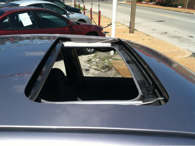 2005 Hyundai Sonata S Sedan