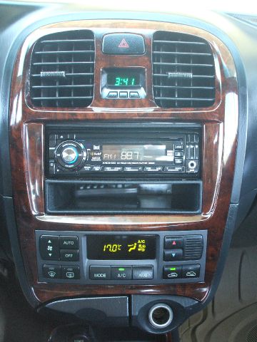 2005 Hyundai Sonata FWD 4dr Sport