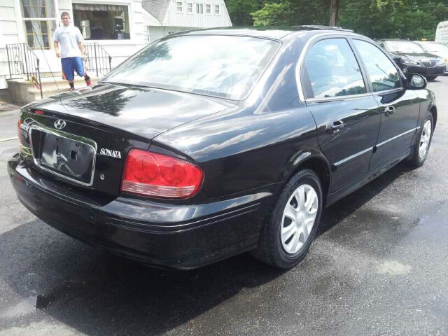 2005 Hyundai Sonata S Sedan
