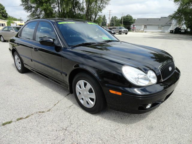 2005 Hyundai Sonata 4dr 103 WB 3.0L XLT 4WD
