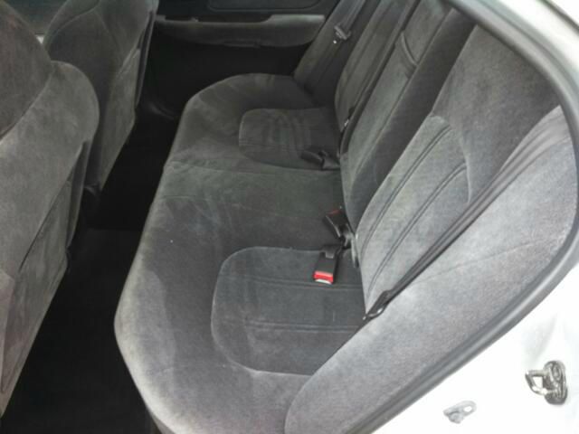 2005 Hyundai Sonata FWD 4dr Sport