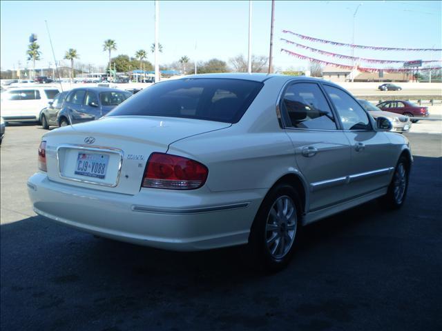 2005 Hyundai Sonata SL Sedan