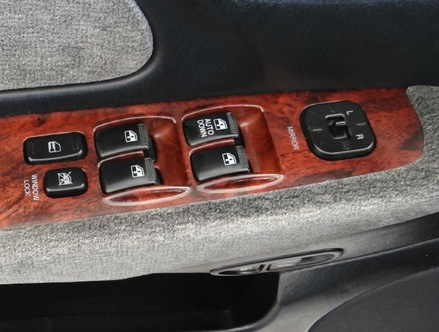 2005 Hyundai Sonata Elk Conversion Van