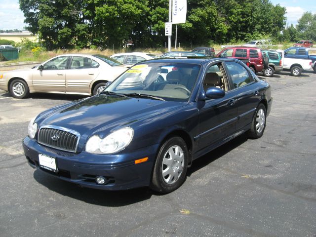 2005 Hyundai Sonata Base
