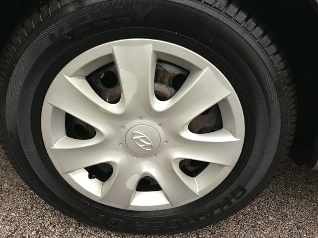 2005 Hyundai Sonata Base