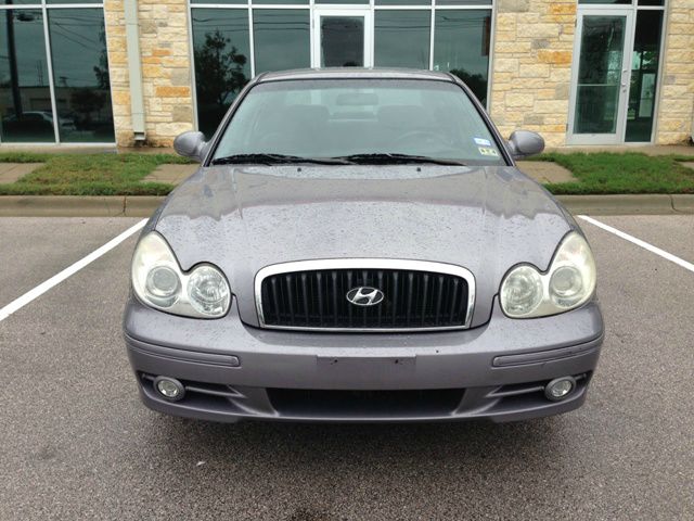 2005 Hyundai Sonata Base