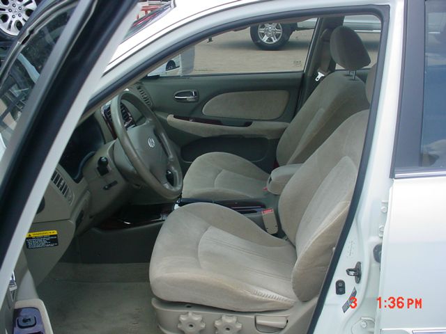 2005 Hyundai Sonata FWD 4dr Sport