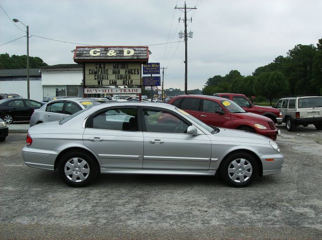 2005 Hyundai Sonata S Sedan