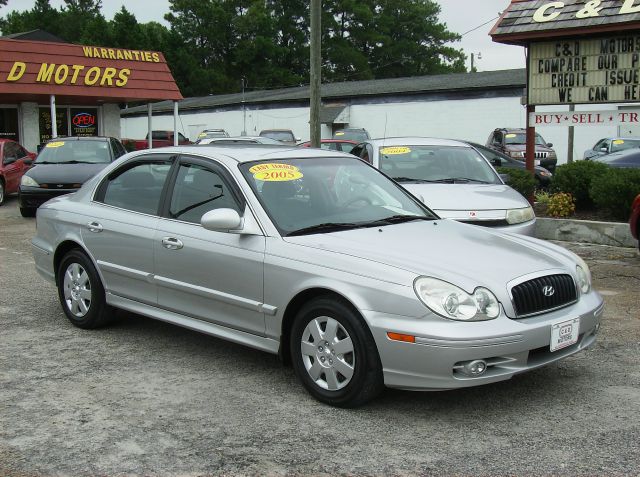 2005 Hyundai Sonata S Sedan