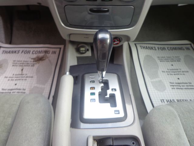 2006 Hyundai Sonata FWD 4dr Sport