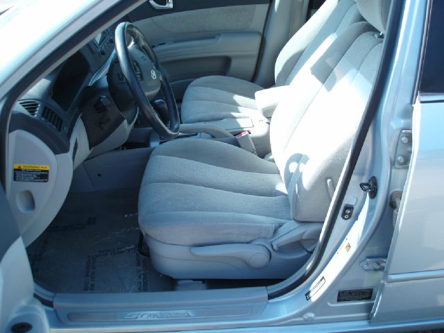 2006 Hyundai Sonata Elk Conversion Van