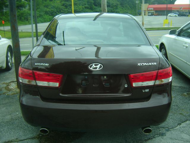 2006 Hyundai Sonata FWD 4dr Sport