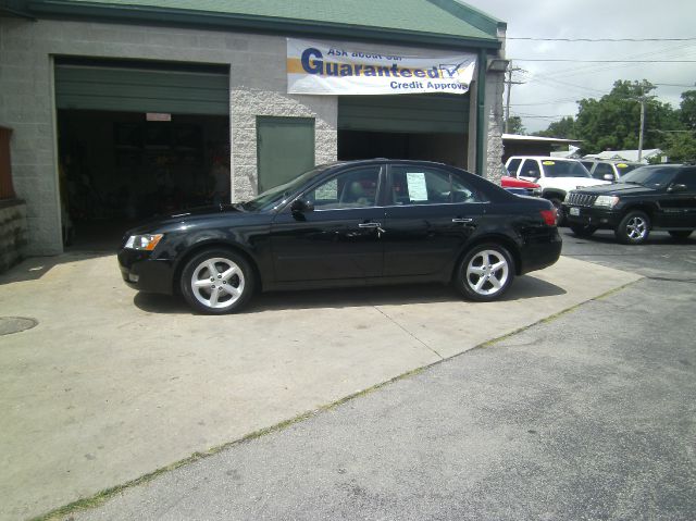 2006 Hyundai Sonata Elk Conversion Van