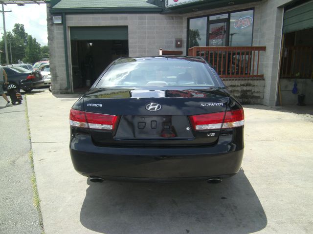 2006 Hyundai Sonata Elk Conversion Van