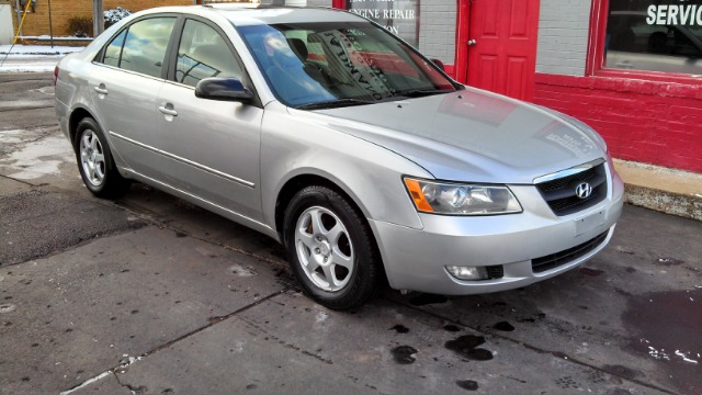 2006 Hyundai Sonata FWD 4dr Sport