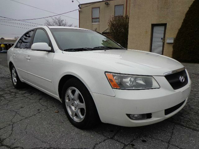 2006 Hyundai Sonata FWD 4dr Sport