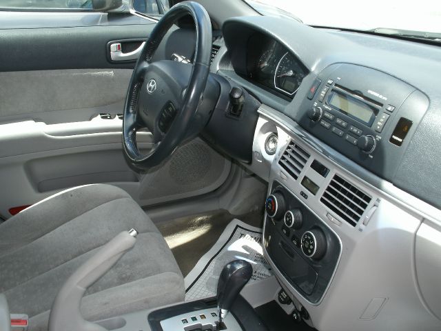 2006 Hyundai Sonata FWD 4dr Sport
