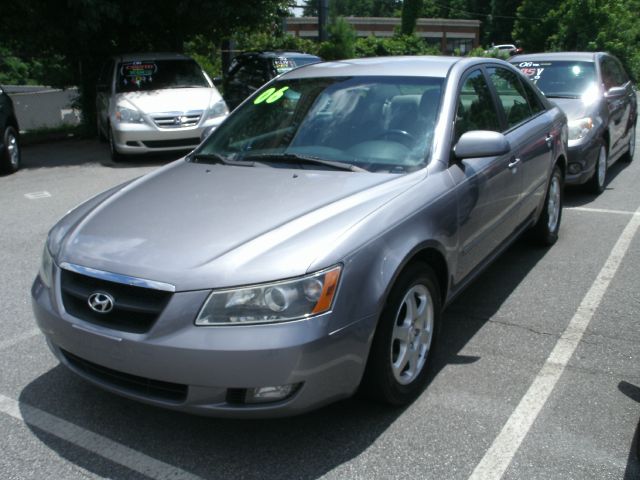 2006 Hyundai Sonata FWD 4dr Sport