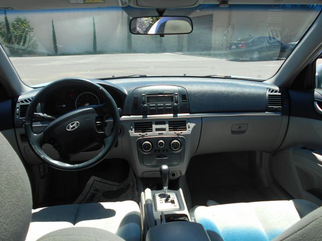 2006 Hyundai Sonata FWD 4dr Sport