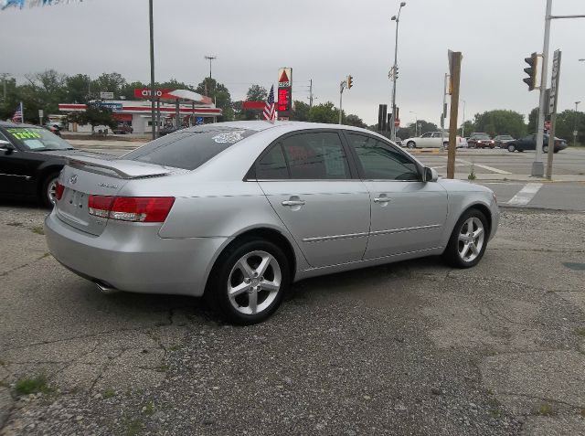 2006 Hyundai Sonata FWD 4dr Sport