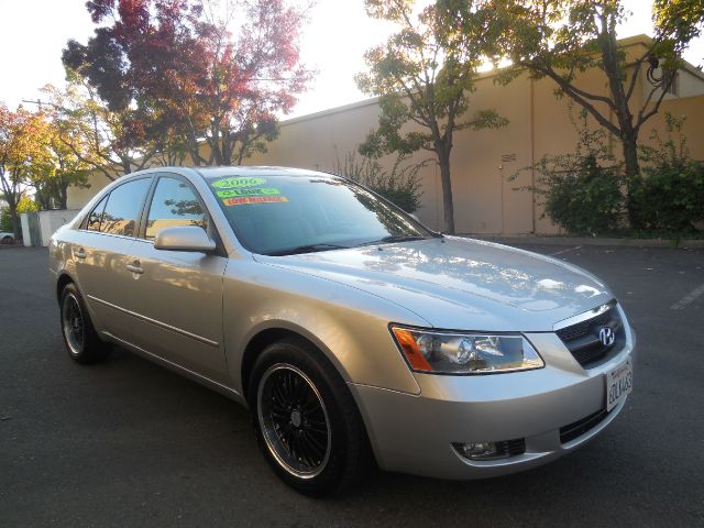 2006 Hyundai Sonata FWD 4dr Sport
