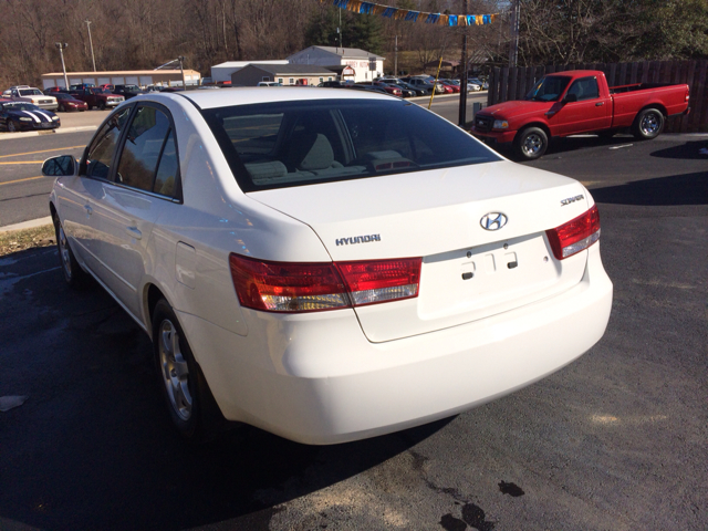 2006 Hyundai Sonata FWD 4dr Sport