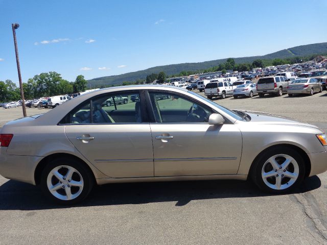 2006 Hyundai Sonata FWD 4dr Sport