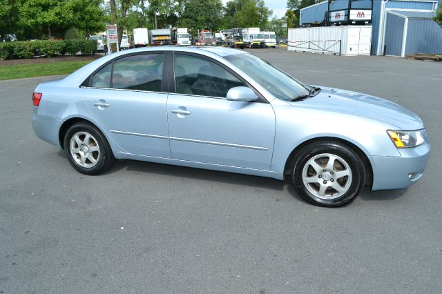 2006 Hyundai Sonata FWD 4dr Sport