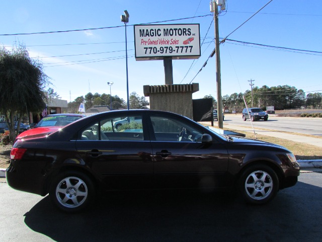 2006 Hyundai Sonata Elk Conversion Van