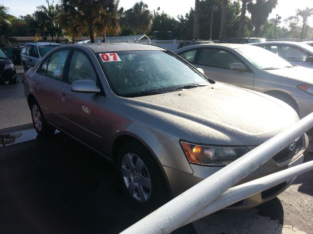 2007 Hyundai Sonata 750li Xdrive 1-ownerawdnavigation Sedan