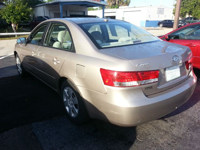 2007 Hyundai Sonata 750li Xdrive 1-ownerawdnavigation Sedan