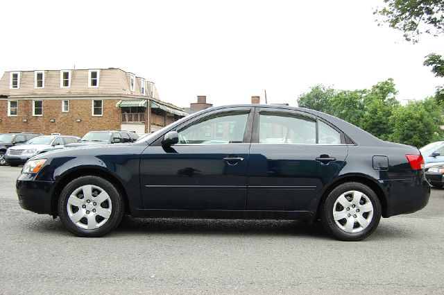 2007 Hyundai Sonata 750li Xdrive 1-ownerawdnavigation Sedan
